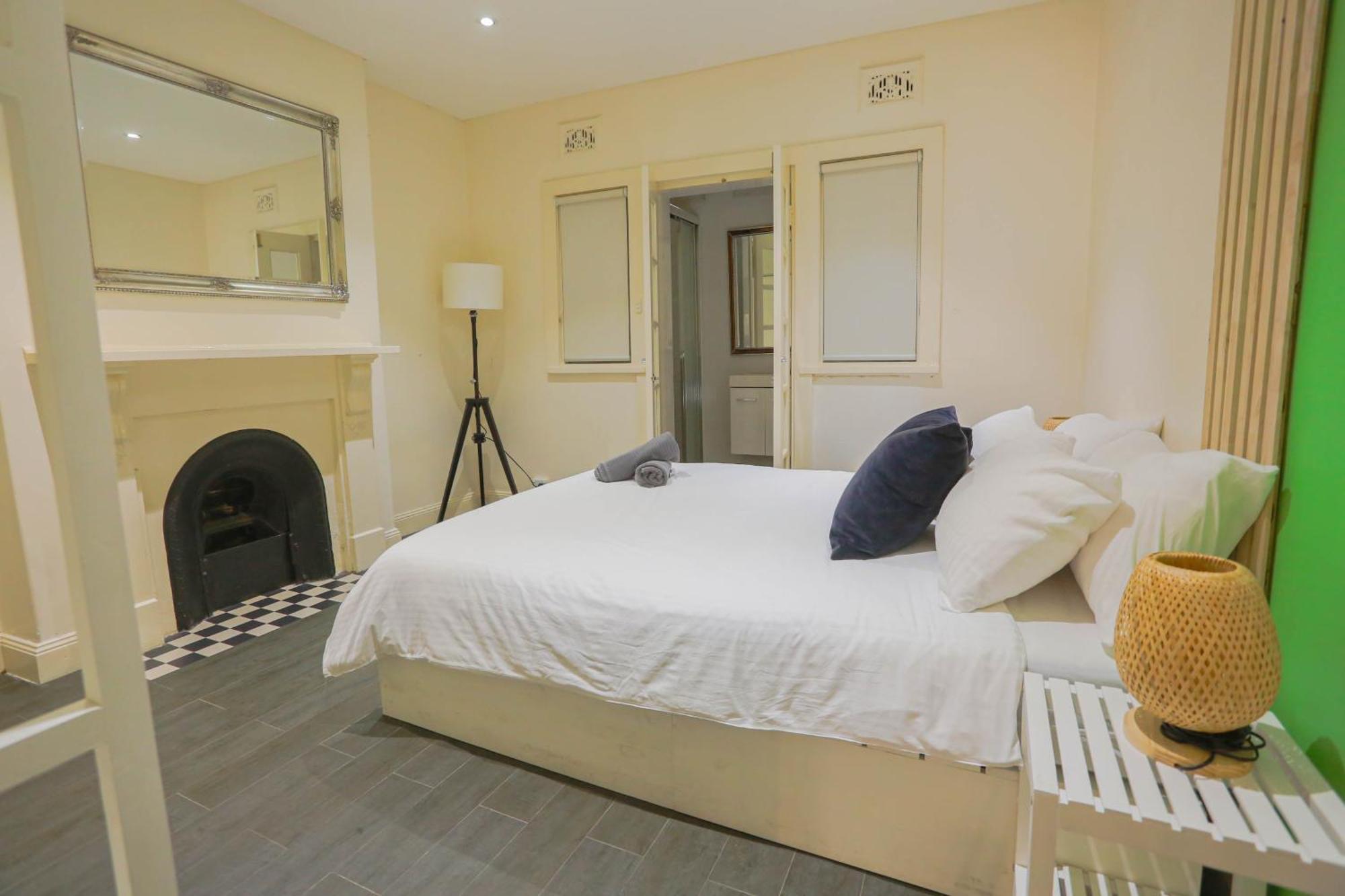 Ideal 3 Bedroom House City Centre Glebe 2 E-Bikes Included Sydney Exterior photo